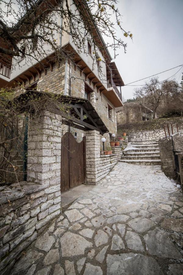 Ξενώνας Πατρικό Neraidochori Exterior photo